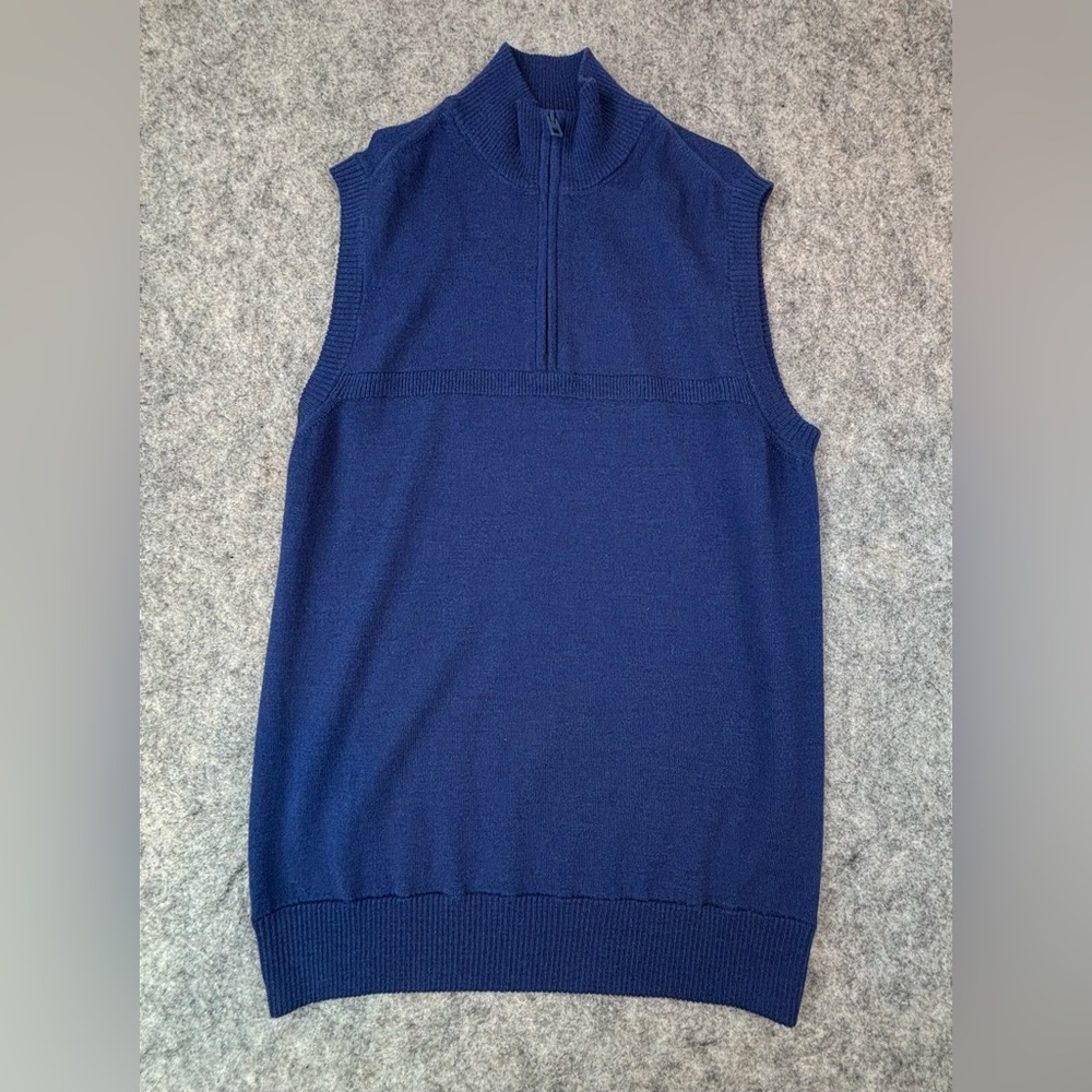 J Lindeberg | 100% Wool | Zipper Sweater Vest | Men’s Medium‎